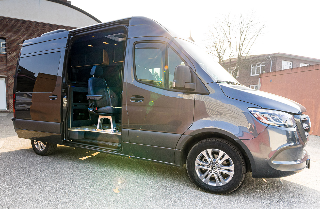 VanMe Mercedes-Benz Individual camper conversion The logistician