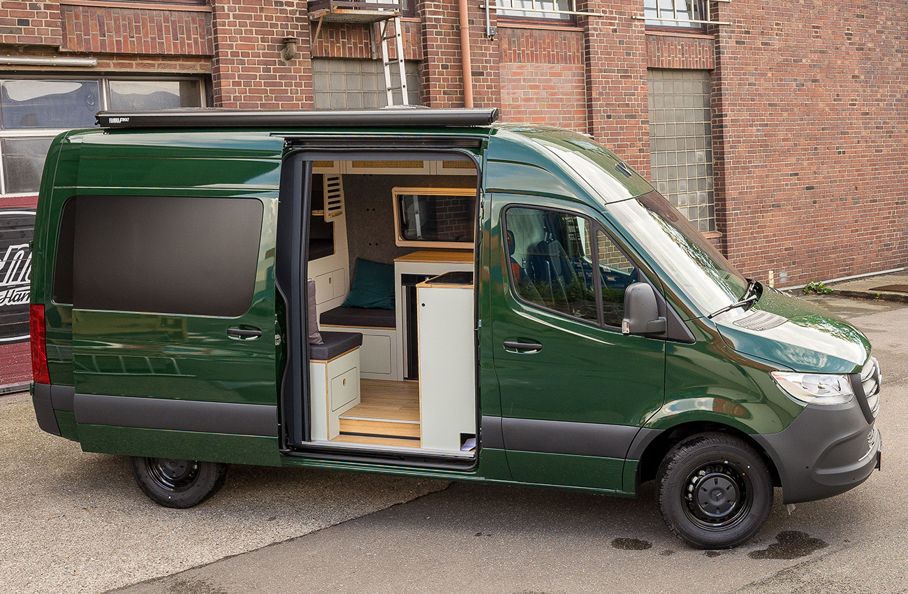 VanMe Mercedes-Benz Individual camper conversion Dragonfly