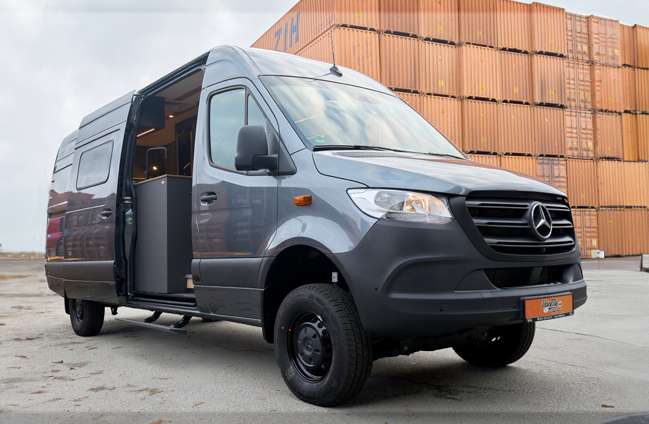 VanMe Mercedes-Benz Individual camper conversion Straight Edge